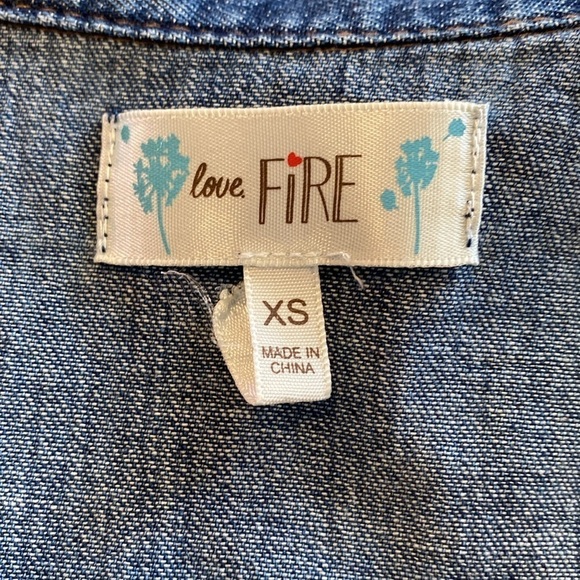 Denim Shirt Dress Size XS in Like New Condition - Picture 6 of 8